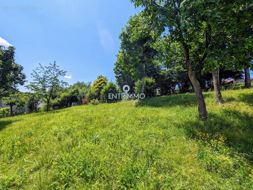 Terrain à ALBENS