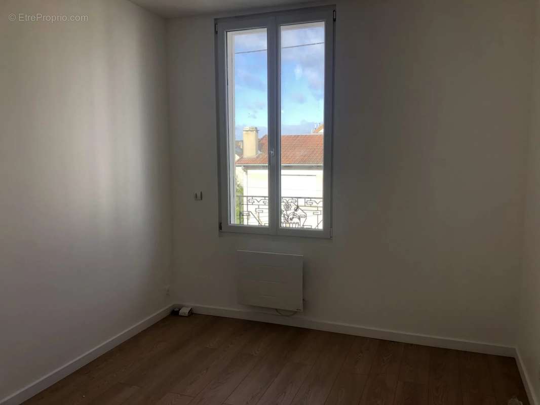 Appartement à SARTROUVILLE