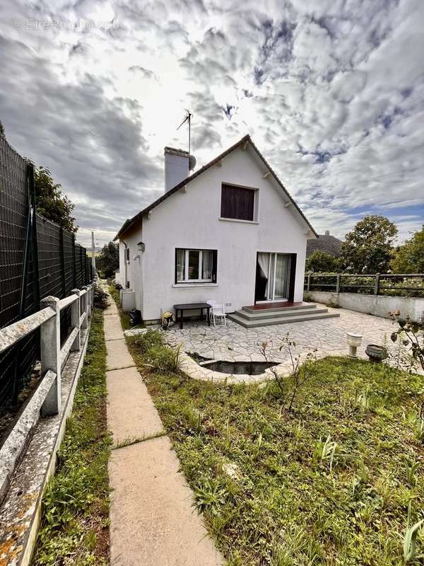 Maison à ECQUEVILLY