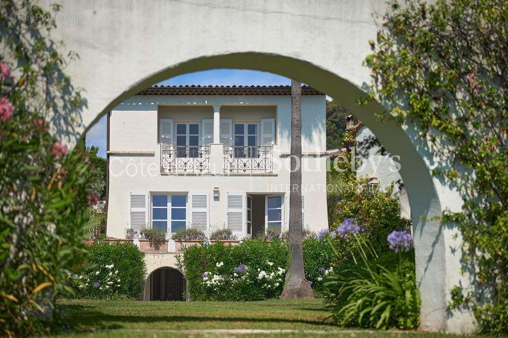 Maison à LA COLLE-SUR-LOUP