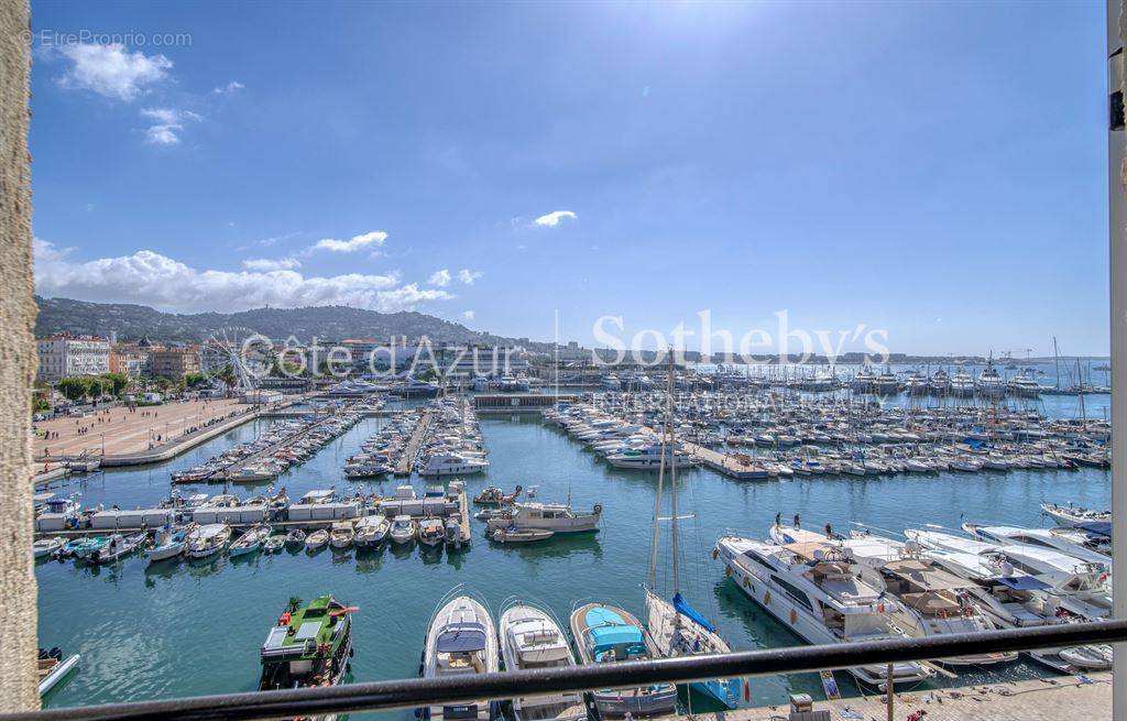 Appartement à CANNES