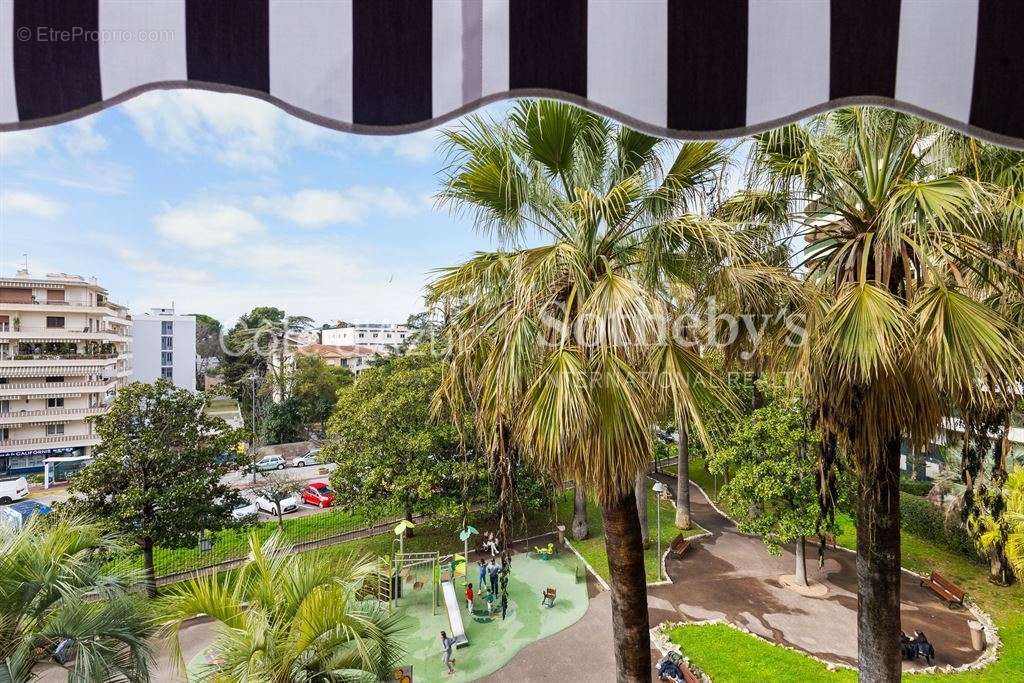 Appartement à CANNES