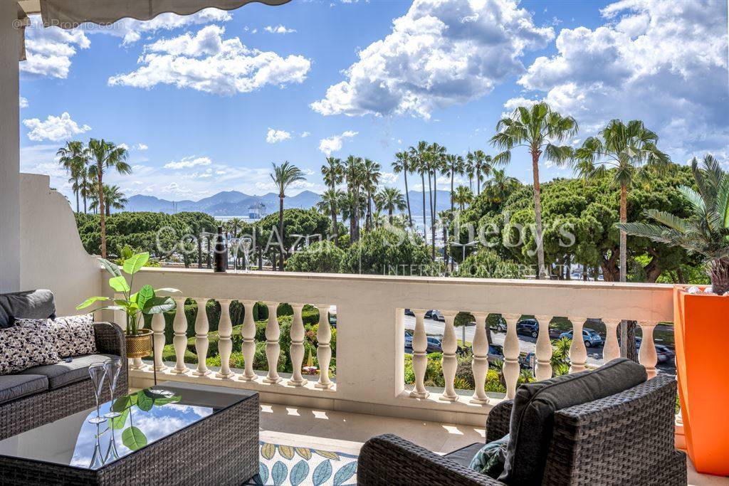 Appartement à CANNES