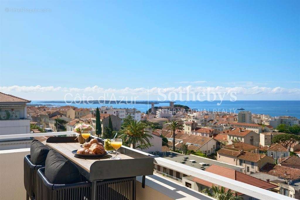 Appartement à CANNES