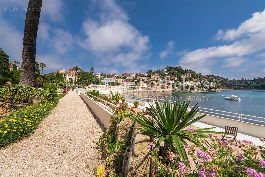 Appartement à VILLEFRANCHE-SUR-MER