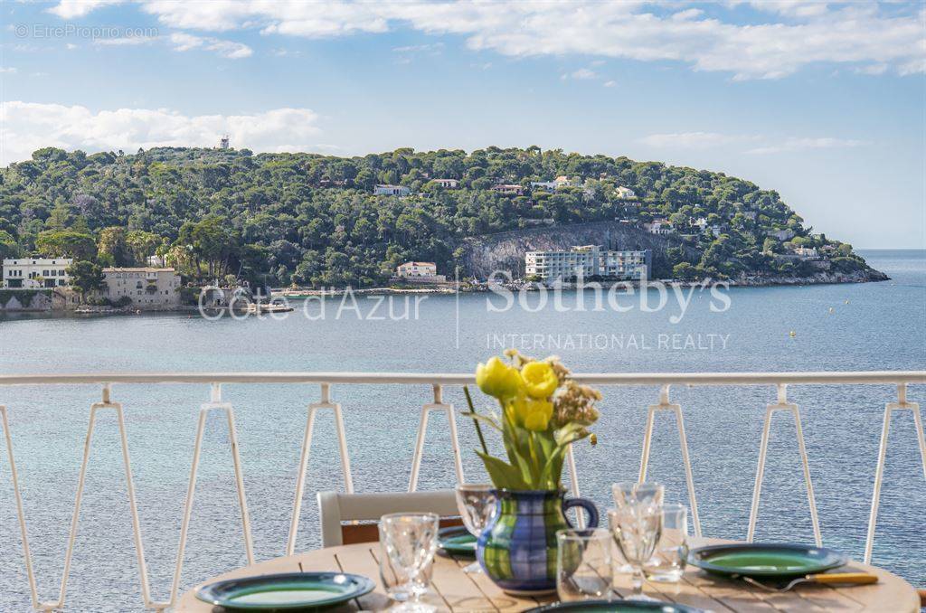 Appartement à VILLEFRANCHE-SUR-MER