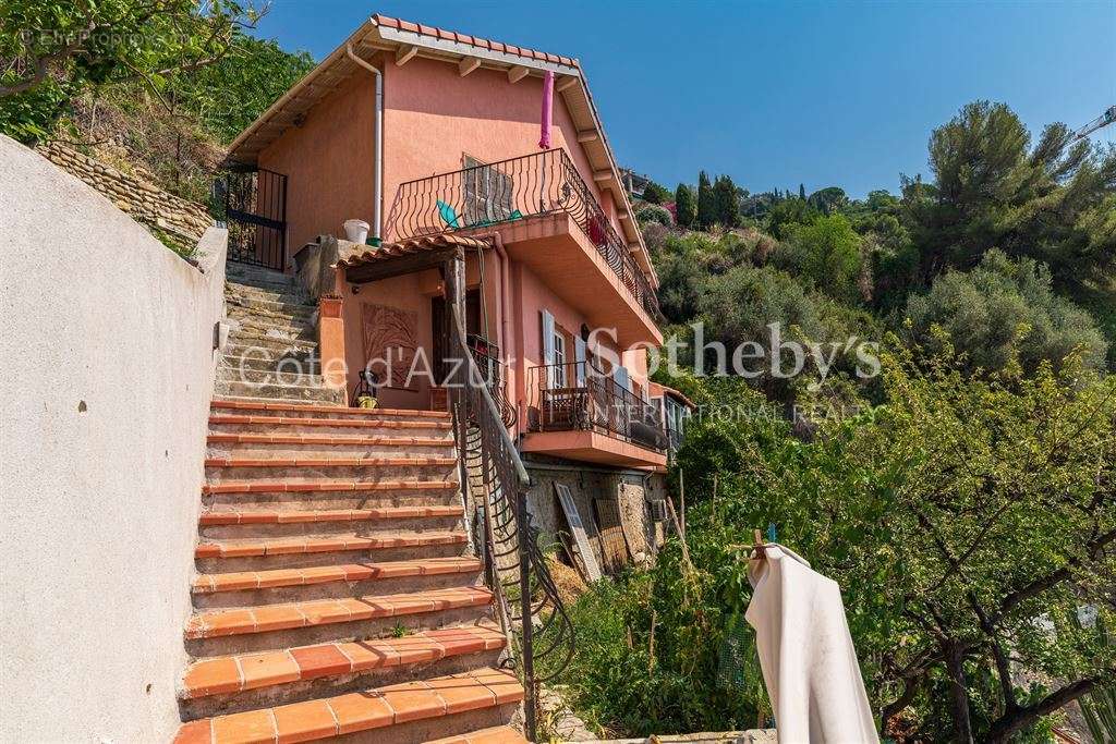 Maison à ROQUEBRUNE-CAP-MARTIN