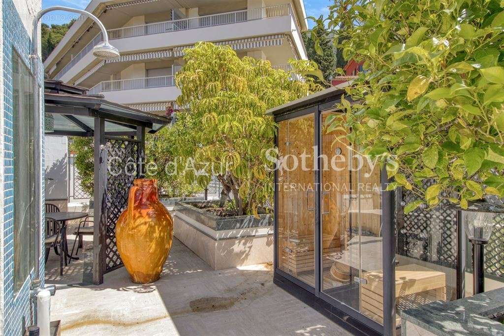 Appartement à MENTON