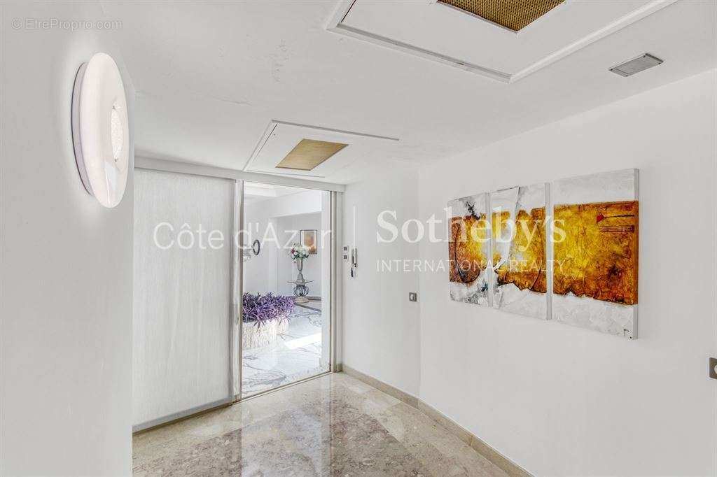 Appartement à MENTON