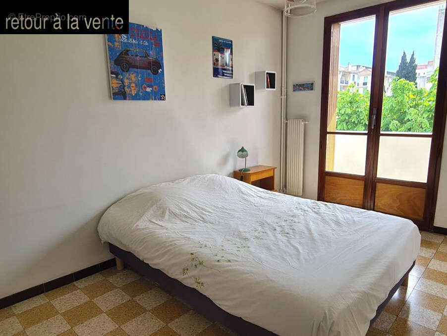 Appartement à MARSEILLE-4E