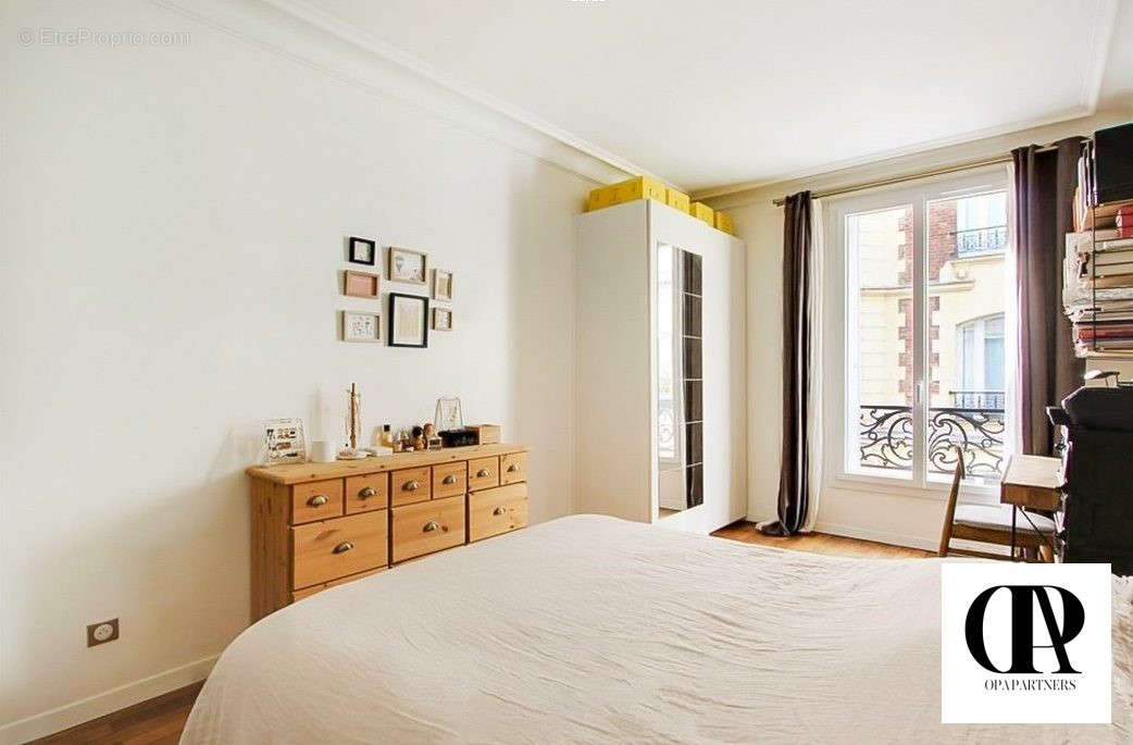 Appartement à PARIS-11E