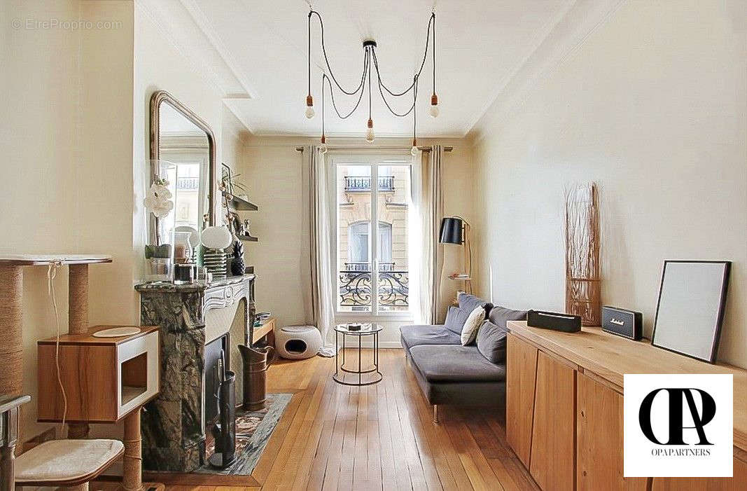 Appartement à PARIS-11E