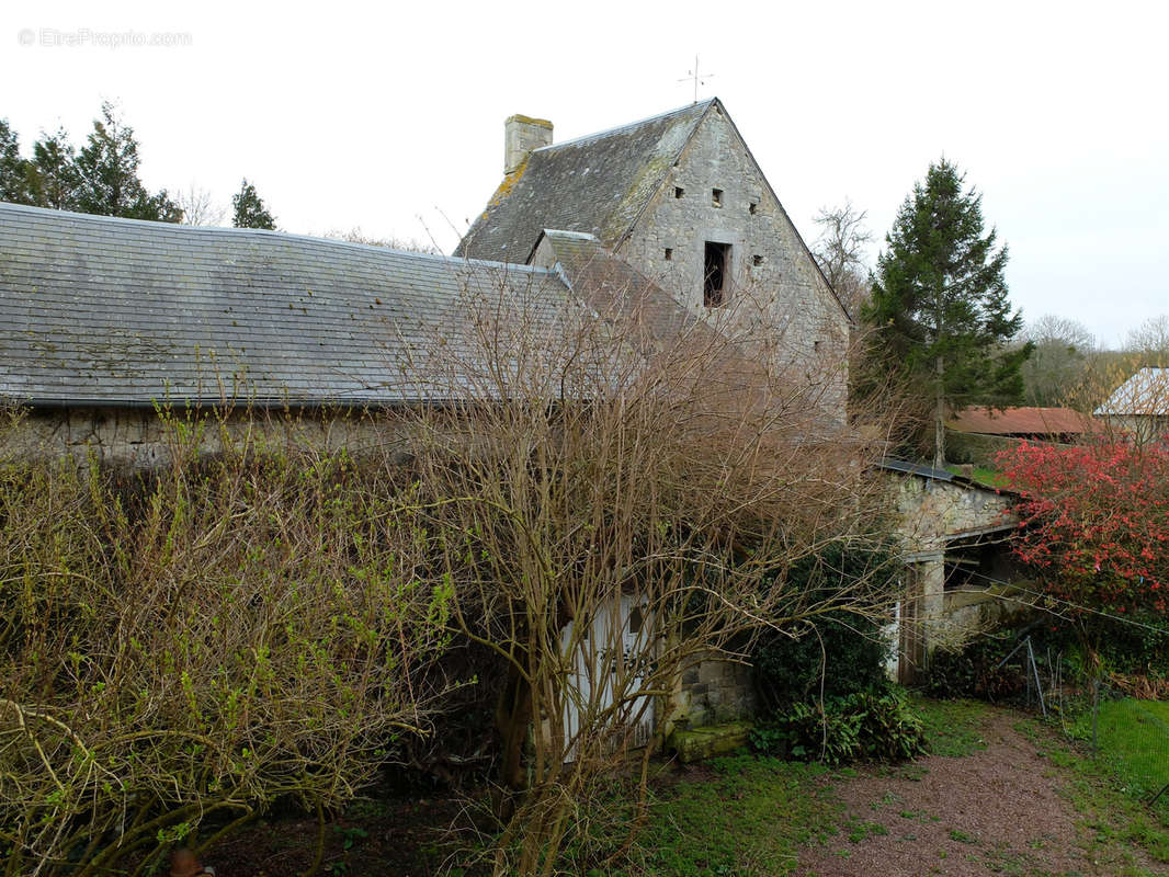 Maison à TREVIERES