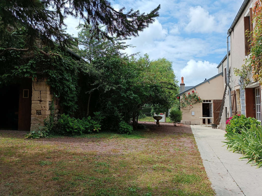 Maison à TREVIERES