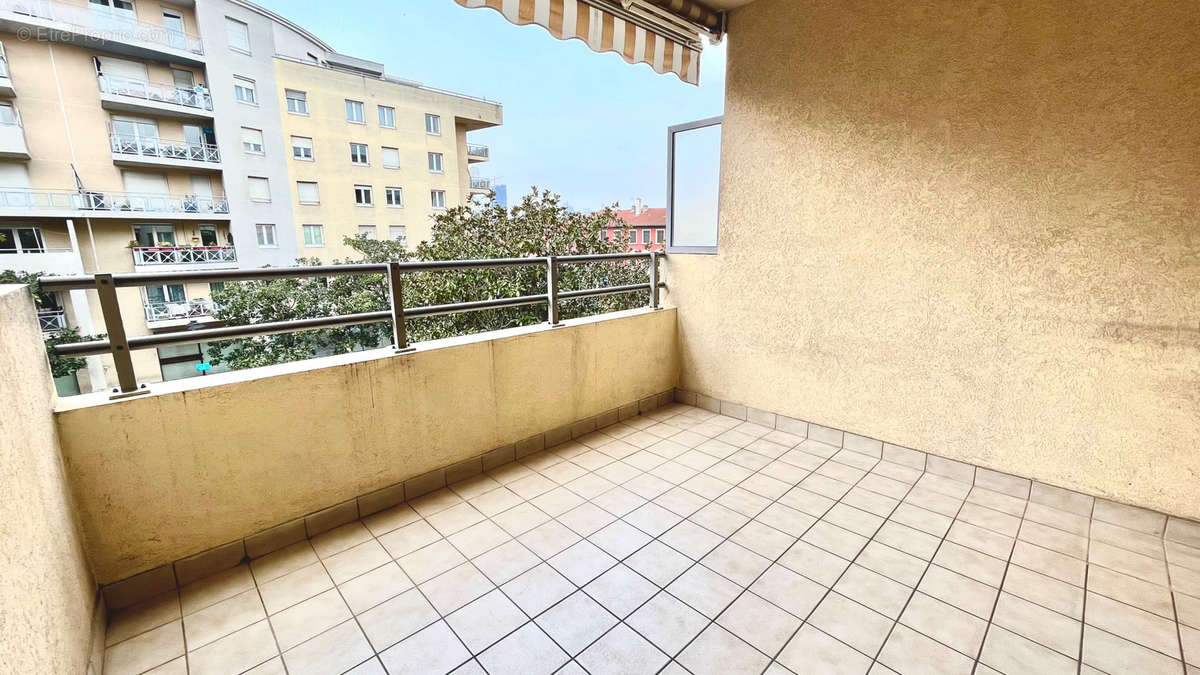 Appartement à VILLEURBANNE