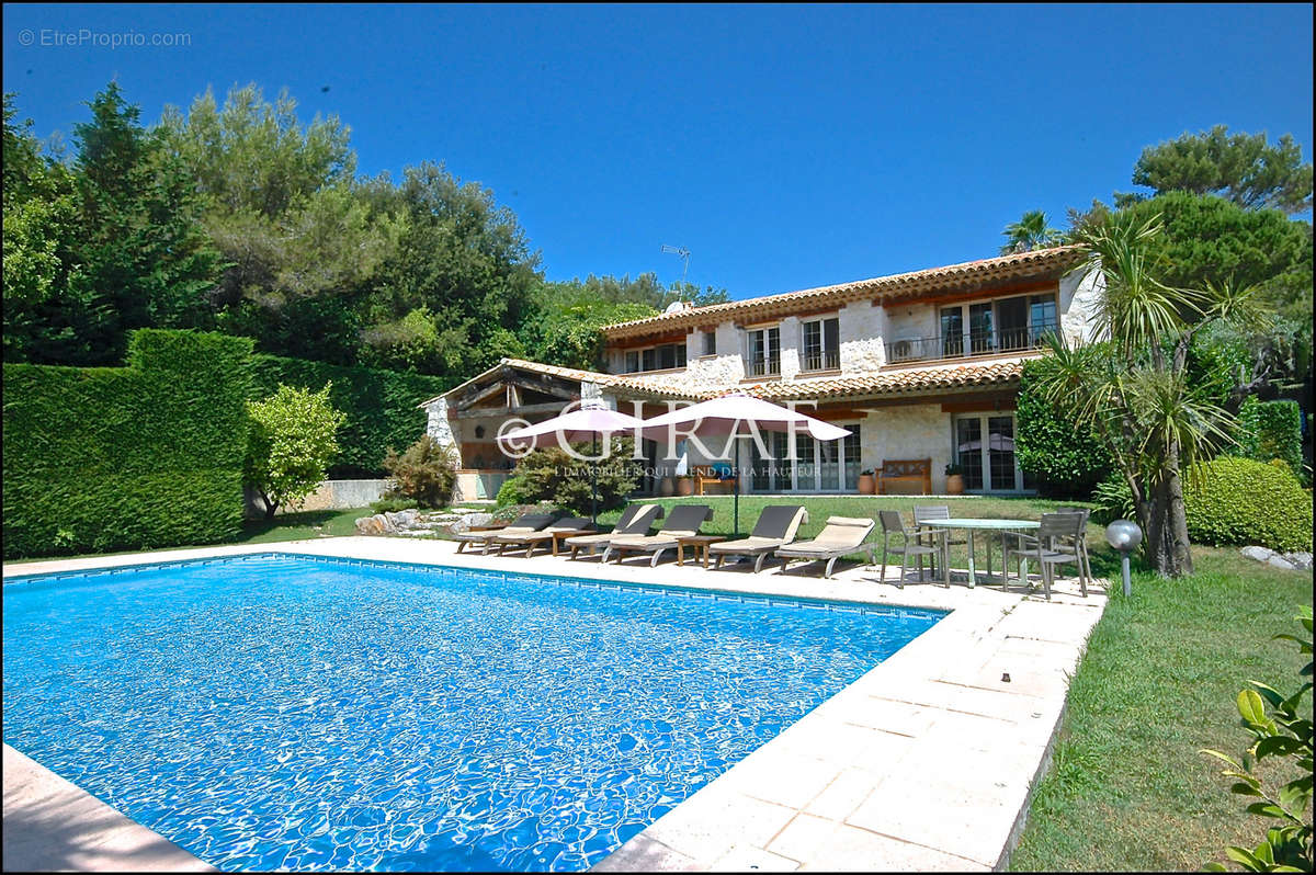 Maison à LA COLLE-SUR-LOUP