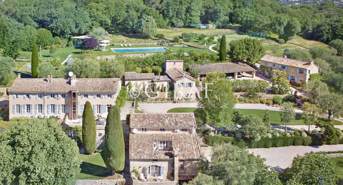 Maison à VALBONNE