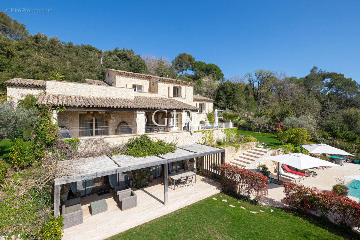 Maison à LA COLLE-SUR-LOUP