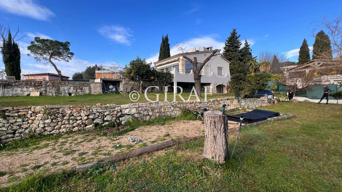 Maison à MOUGINS