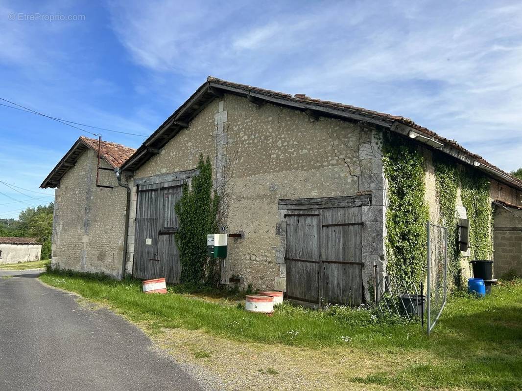 Maison à CHALAIS