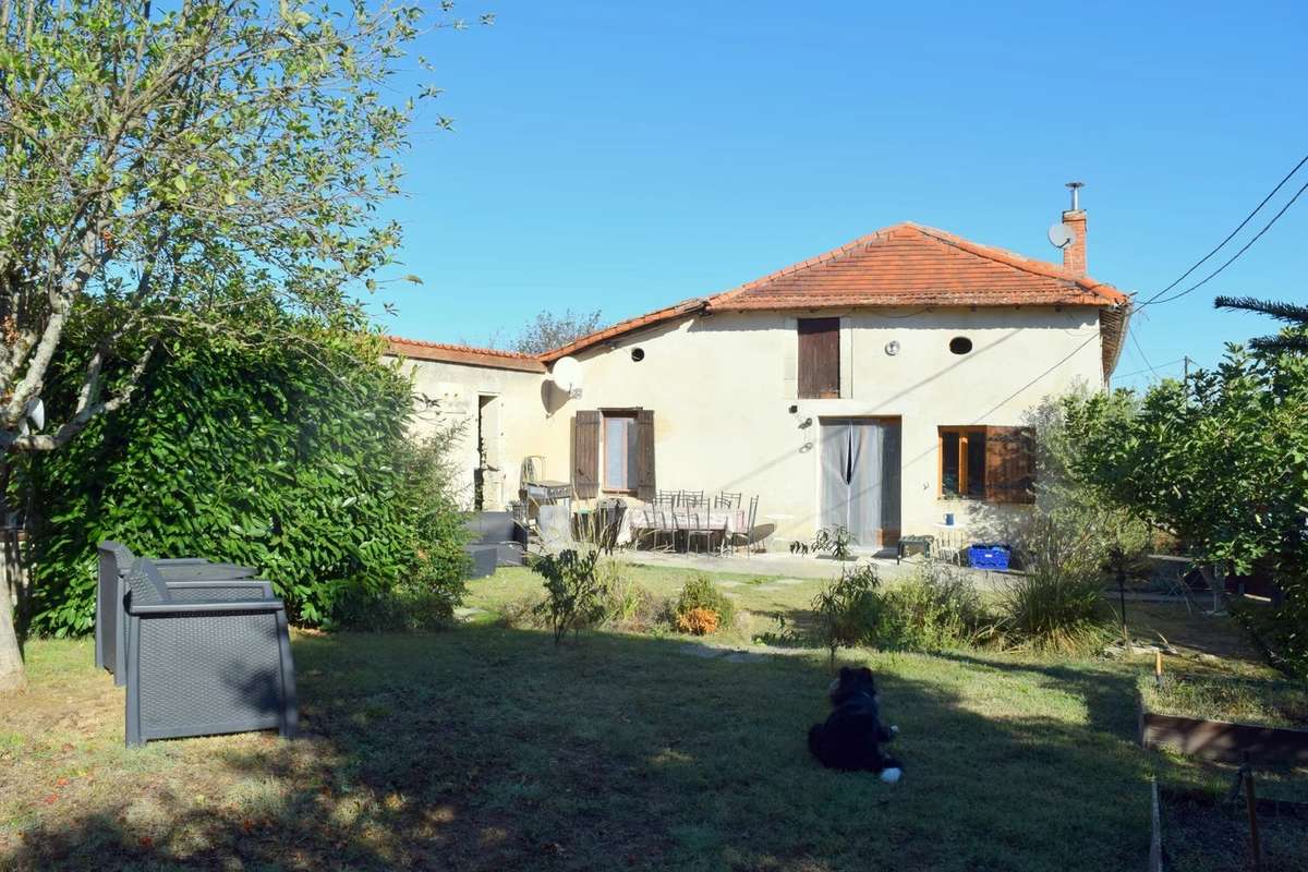 Maison à SAINT-AULAYE