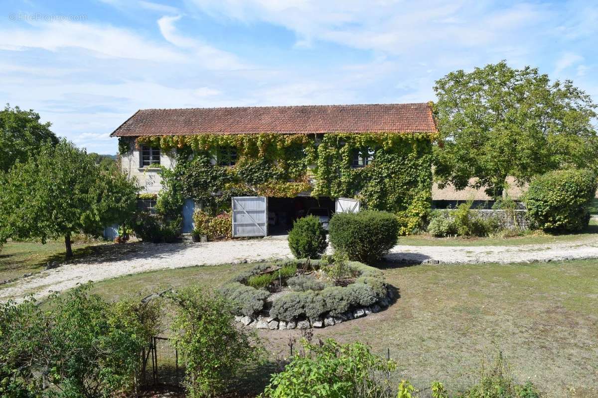 Maison à VERTEILLAC