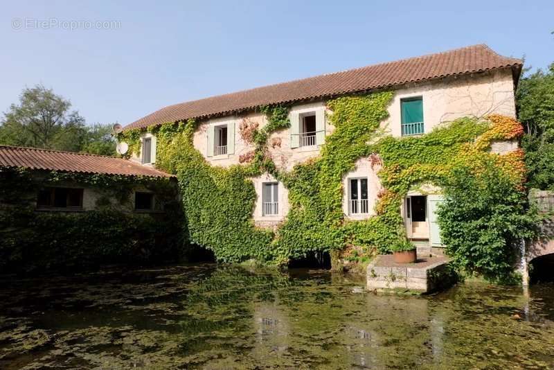 Maison à TOCANE-SAINT-APRE