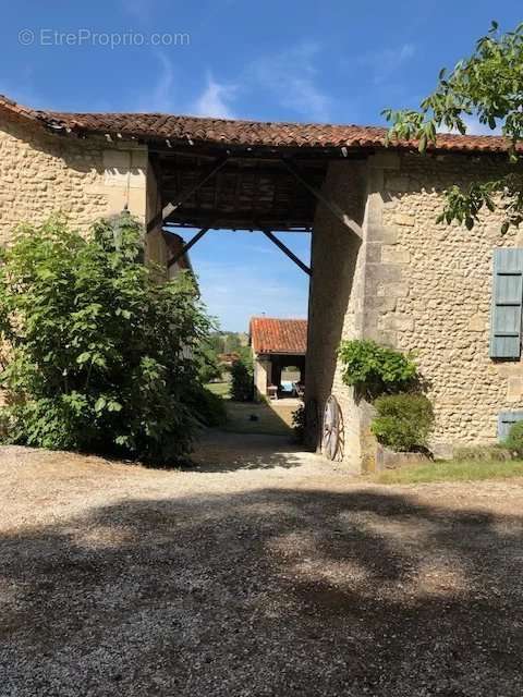 Maison à VERTEILLAC