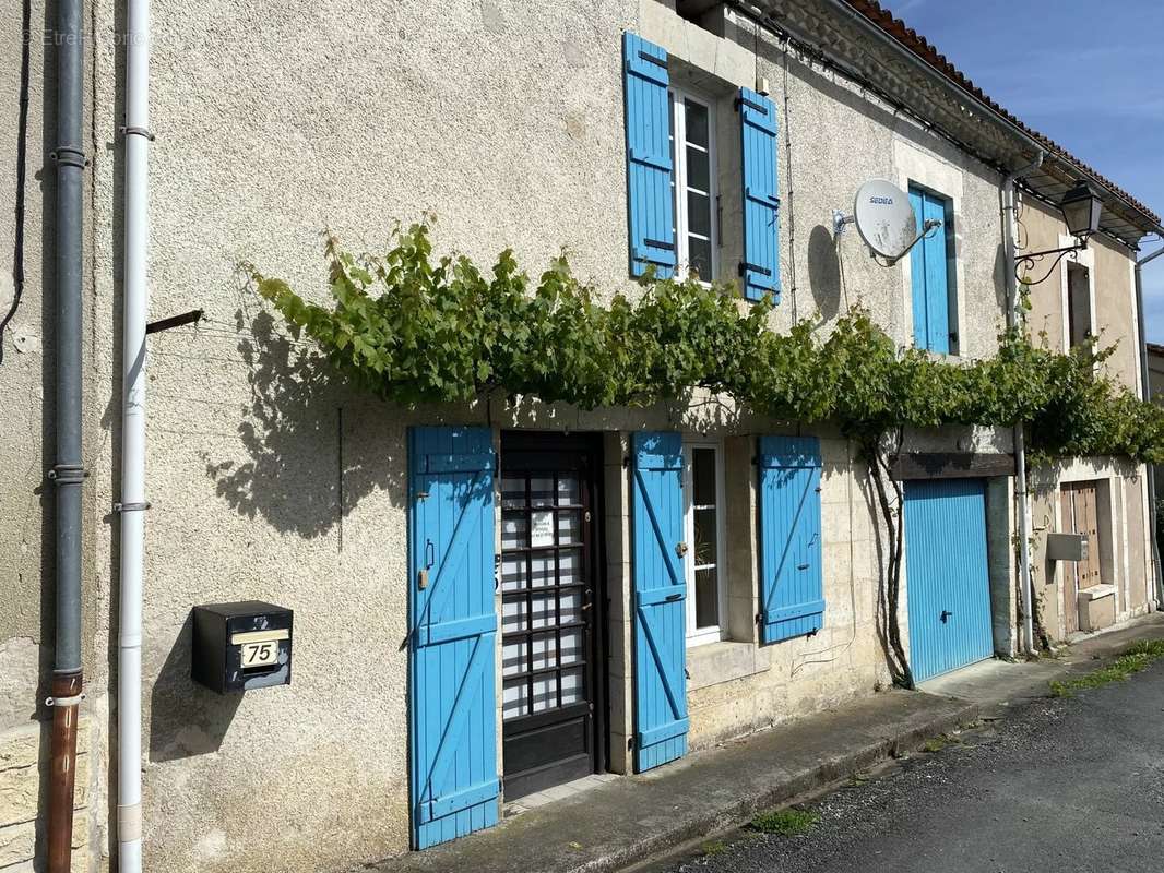 Maison à BOURG-DU-BOST