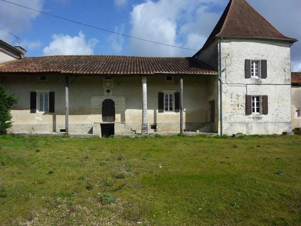 Maison à SAINT-AMANT