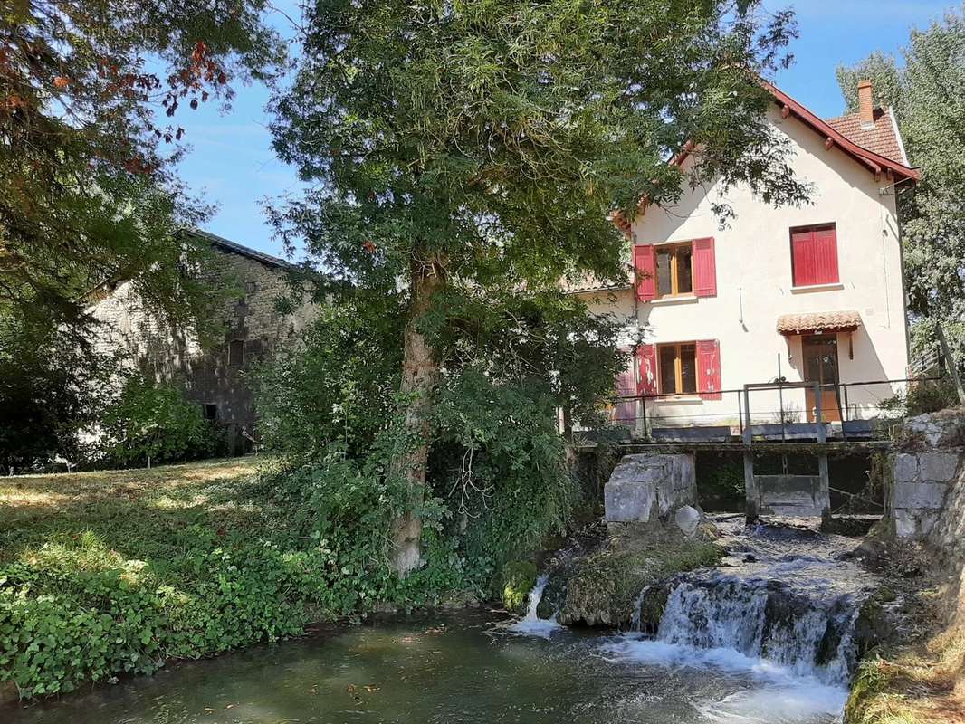 Maison à VERTEILLAC