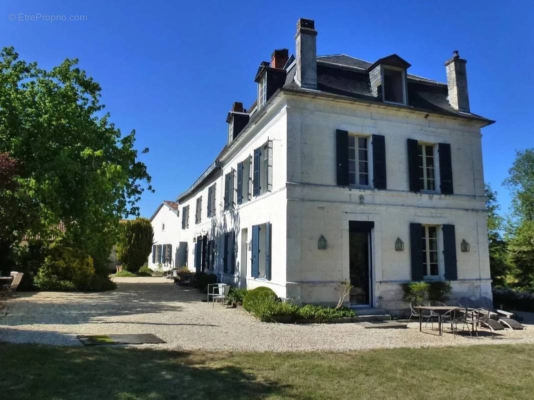 Maison à SAINT-AULAYE