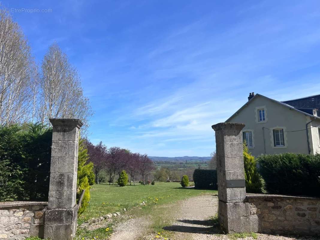 Maison à BENEVENT-L&#039;ABBAYE