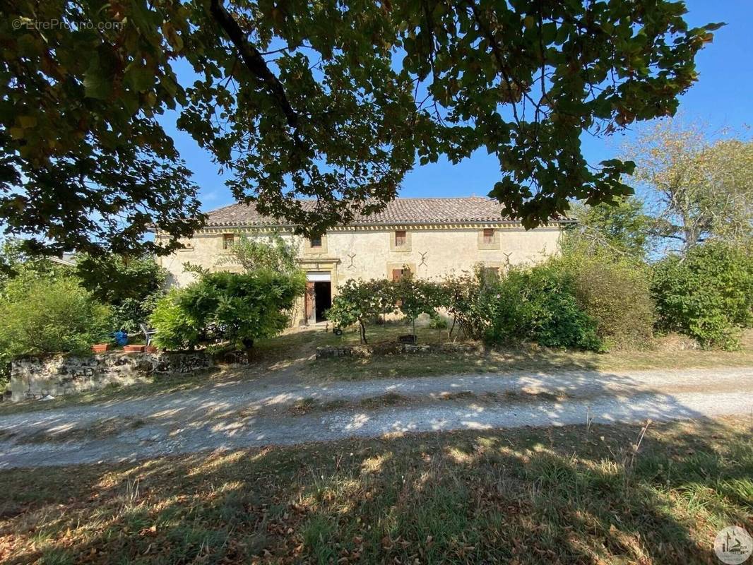 Maison à SERIGNAC-PEBOUDOU