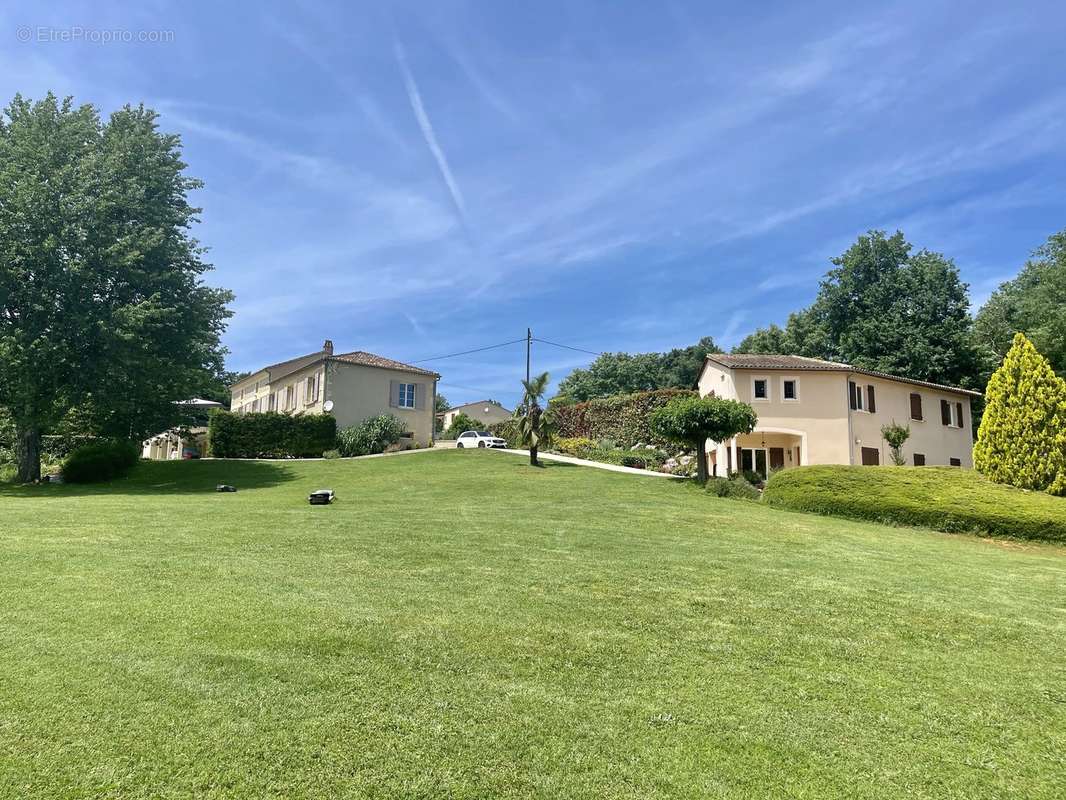 Maison à BEAUMONT-DU-PERIGORD