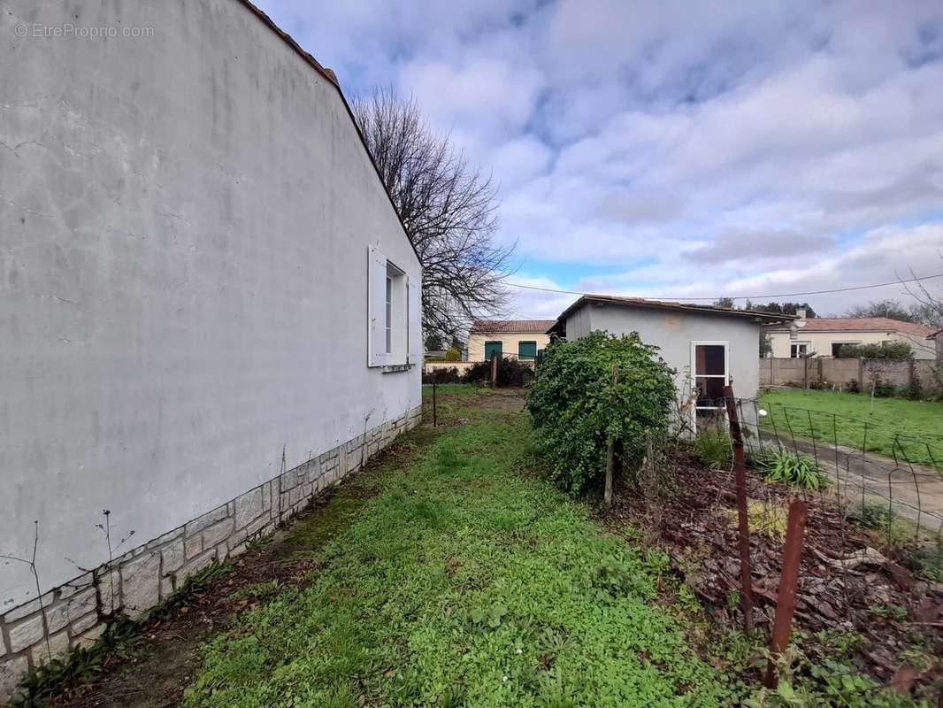 Maison à LA TREMBLADE