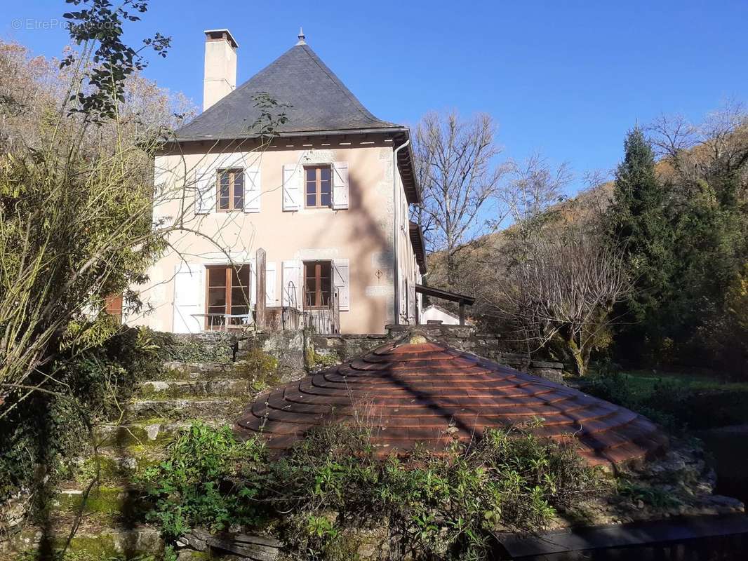 Maison à PARISOT