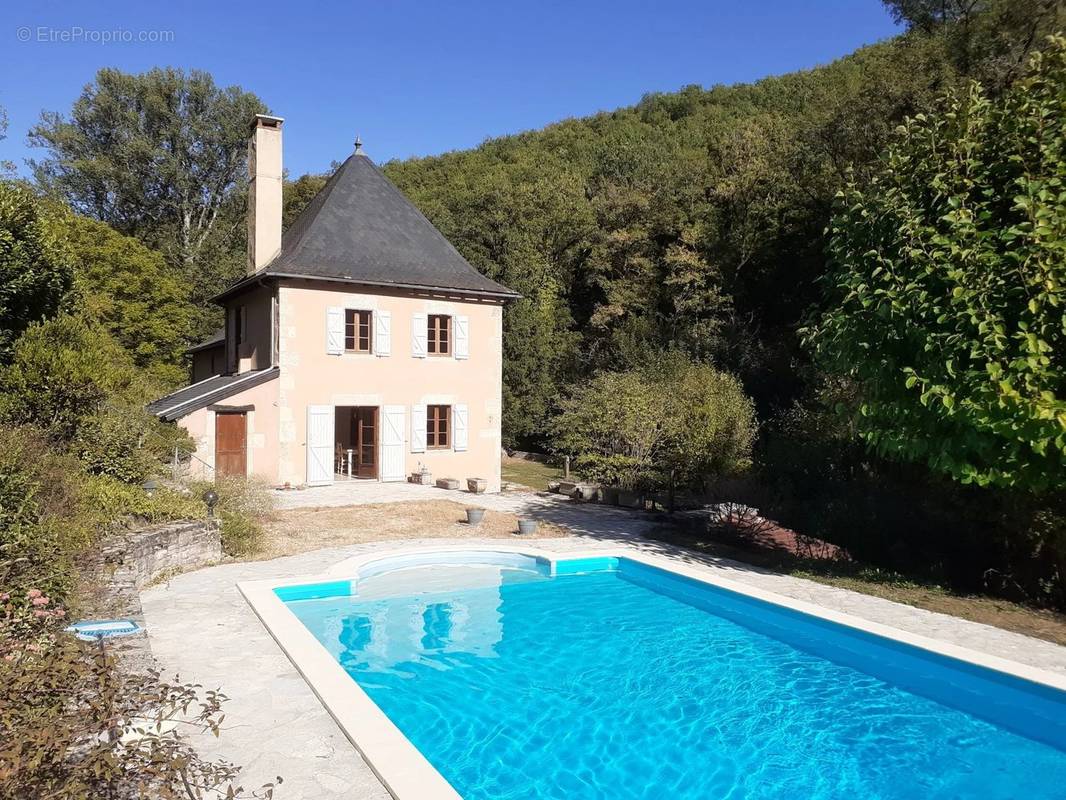 Maison à PARISOT