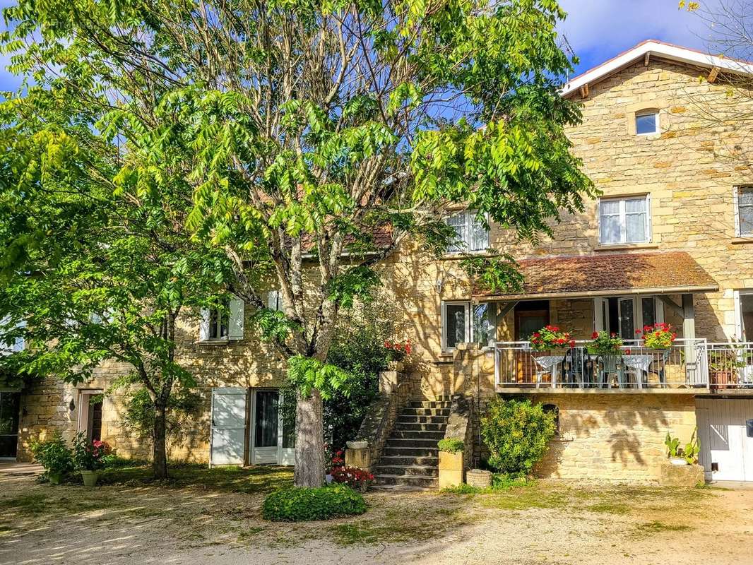 Maison à VILLENEUVE