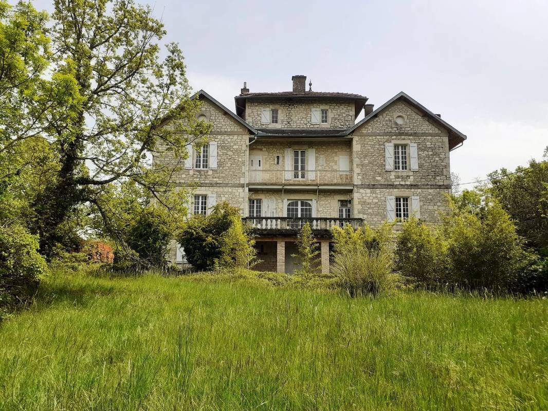 Maison à MONTPEZAT-DE-QUERCY