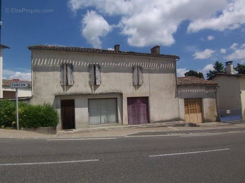 Maison à LOUGRATTE