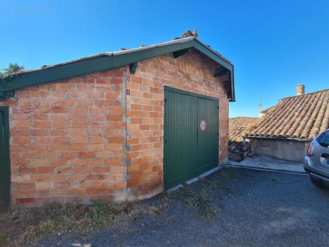 Maison à LOUGRATTE