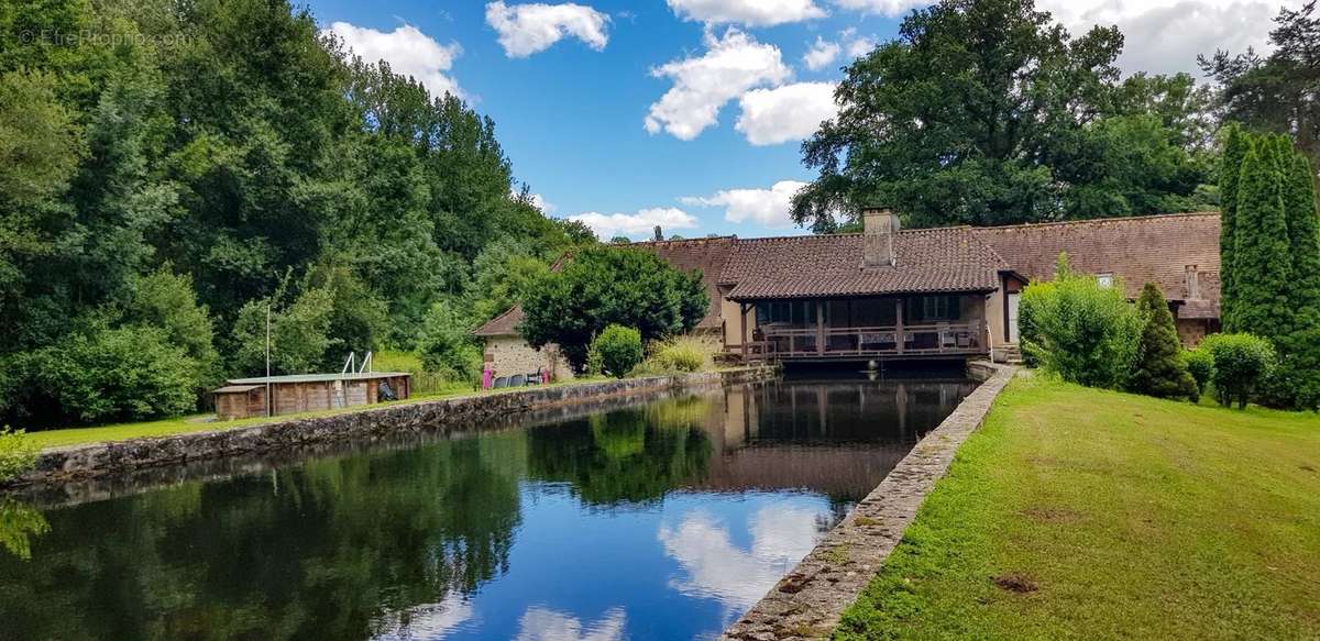 Maison à BEAULIEU-SUR-DORDOGNE