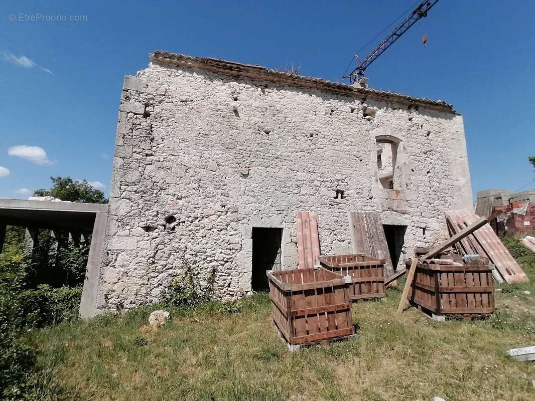 Maison à LACOUR