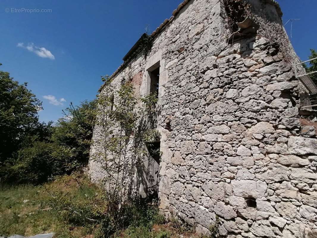 Maison à LACOUR