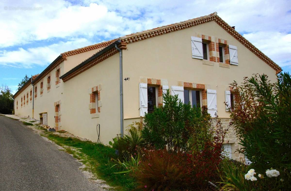 Maison à LAUZERTE