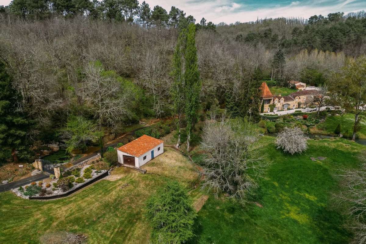 Maison à PUY-L&#039;EVEQUE