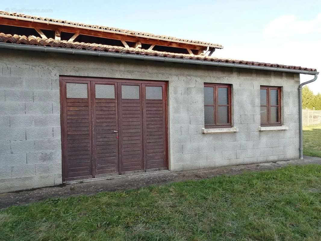 Maison à CHARROUX