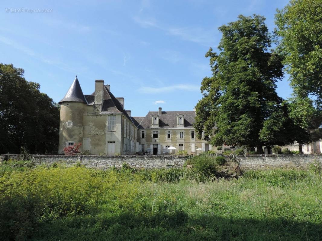 Maison à CHATELLERAULT