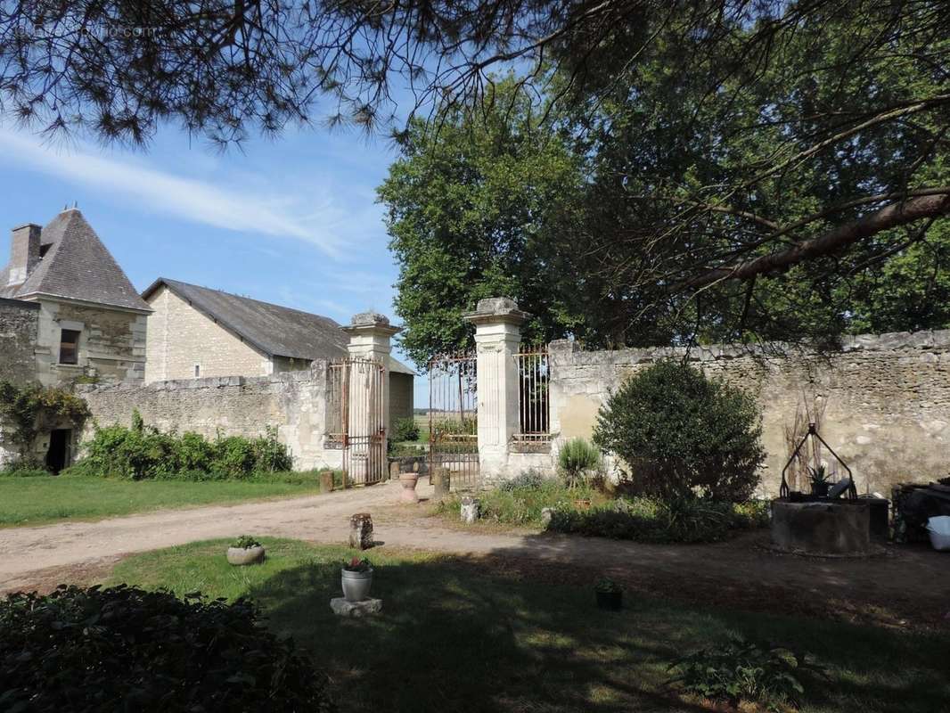 Maison à CHATELLERAULT